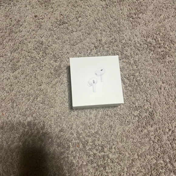 Apple White Earbud Headphones
